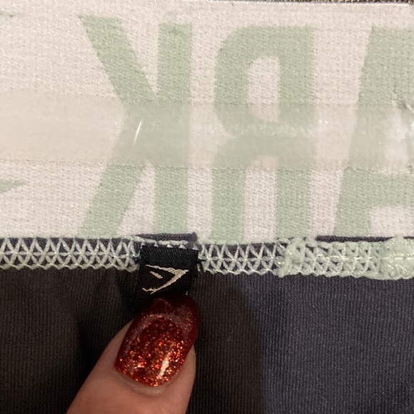 Gymshark 7/8 length leggings size medium - Picture 3 of 3